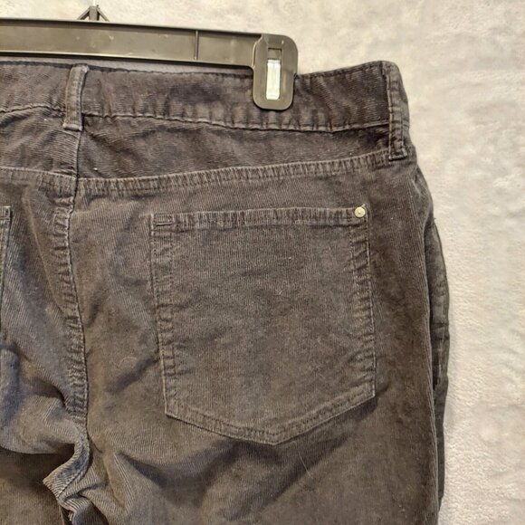 Eddie Bauer Womans 16 black Dark corduroy pants Curvy Fit bootcut Rise 10.5 - Picture 14 of 16